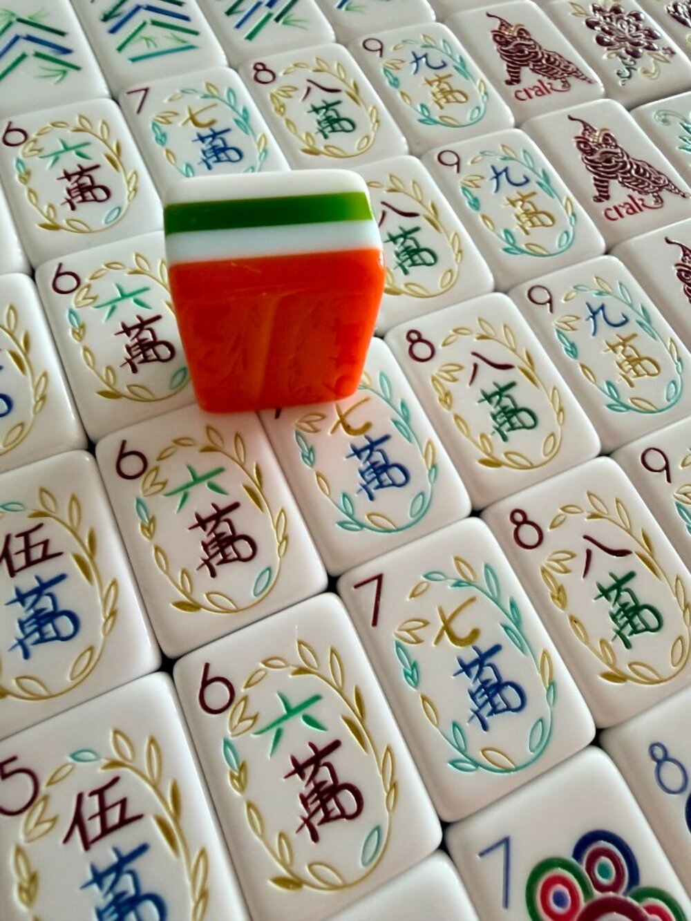 ORANGE AMERICAN MAHJONG TILE SET -UNBRANDED - Picture 4 of 16